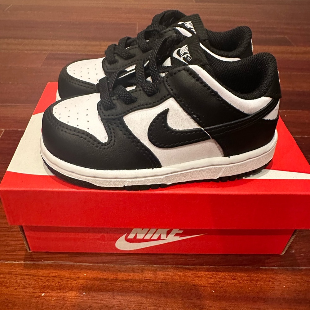 Nike Kids Black and White Sneakers